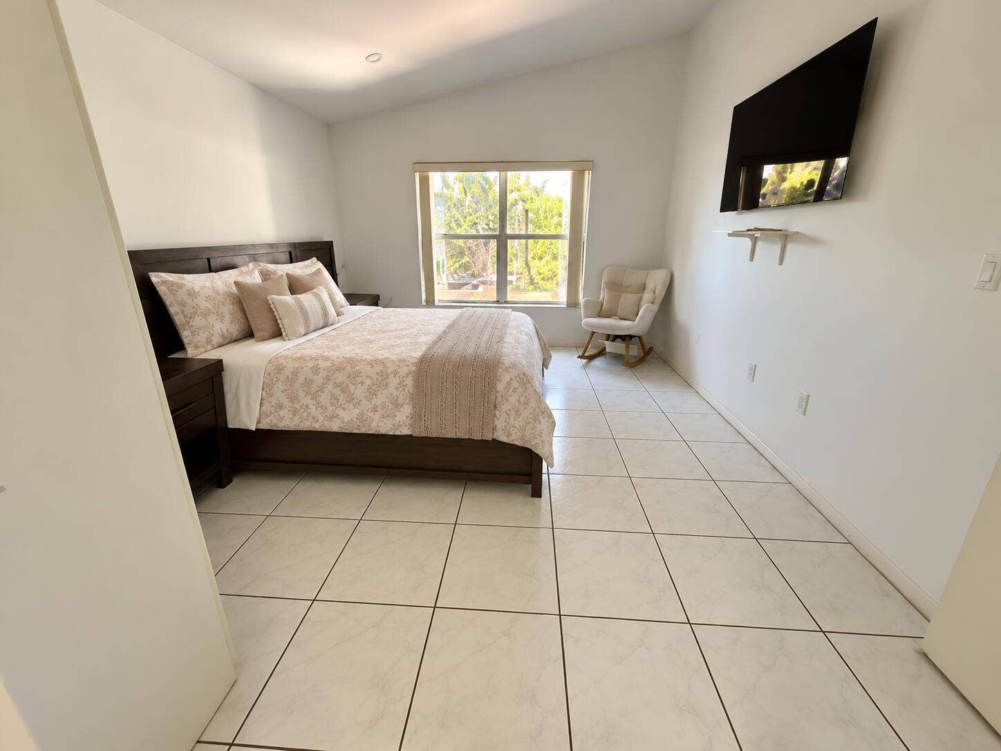 870 NW 166TH Avenue, Pembroke Pines, FL 33028 MAIN BEDROOM