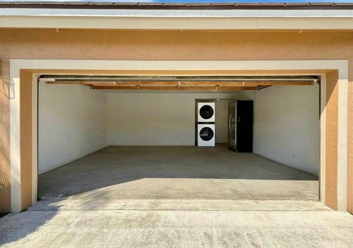 870 NW 166TH Avenue, Pembroke Pines, FL 33028 WhatsApp Image 2026-10-07 at 9.31.03 AM