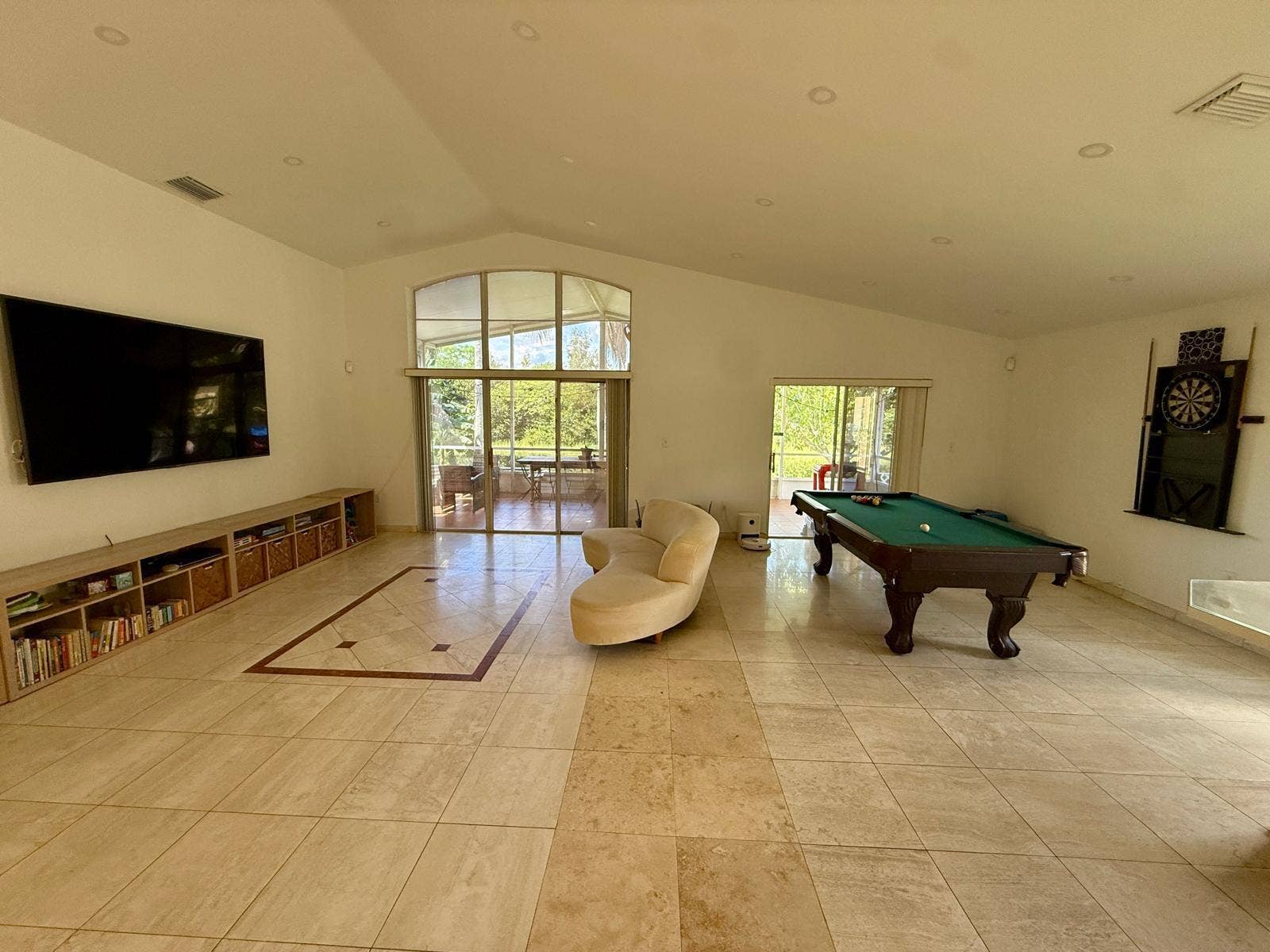 870 NW 166TH Avenue, Pembroke Pines, FL 33028 WhatsApp Image 2026-10-07 at 9.31.02 AM