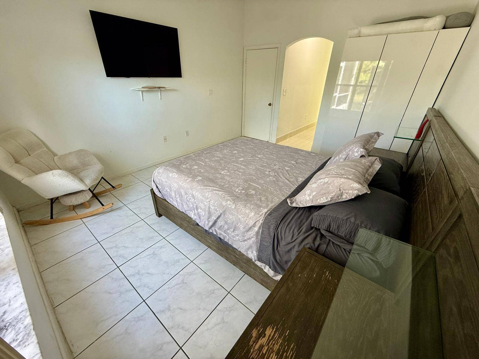 870 NW 166TH Avenue, Pembroke Pines, FL 33028 MAIN BEDROOM