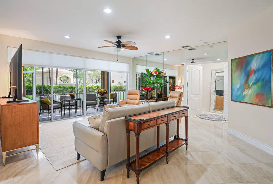 Property photo for 102 Legendary Circle, Palm Beach Gardens, FL