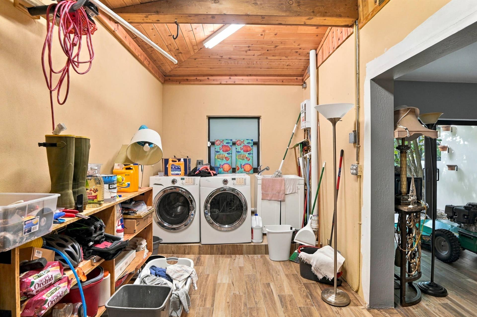1549 SW 30th Place, Fort Lauderdale, FL 33315 Wood-finish flooring with exposed wood beam ceiling