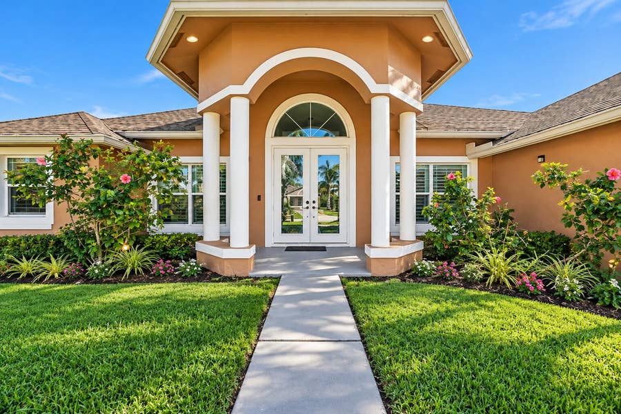 Property photo for 1586 SW CALMAR Avenue, Port St Lucie, FL