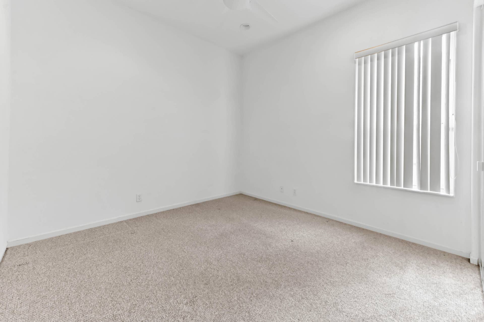 6389 Cortona Street, Lake Worth, FL 33467 19 bedroom 01