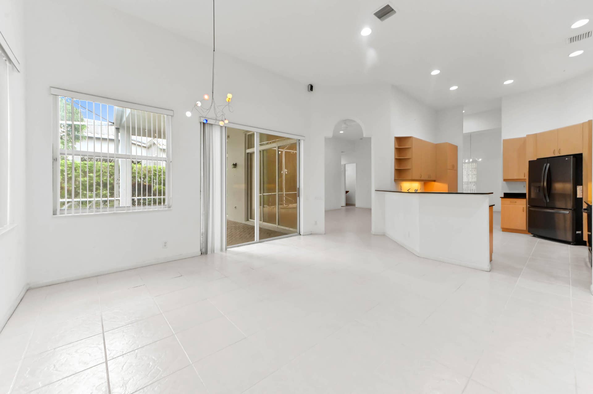 6389 Cortona Street, Lake Worth, FL 33467 15 dinigng area 01