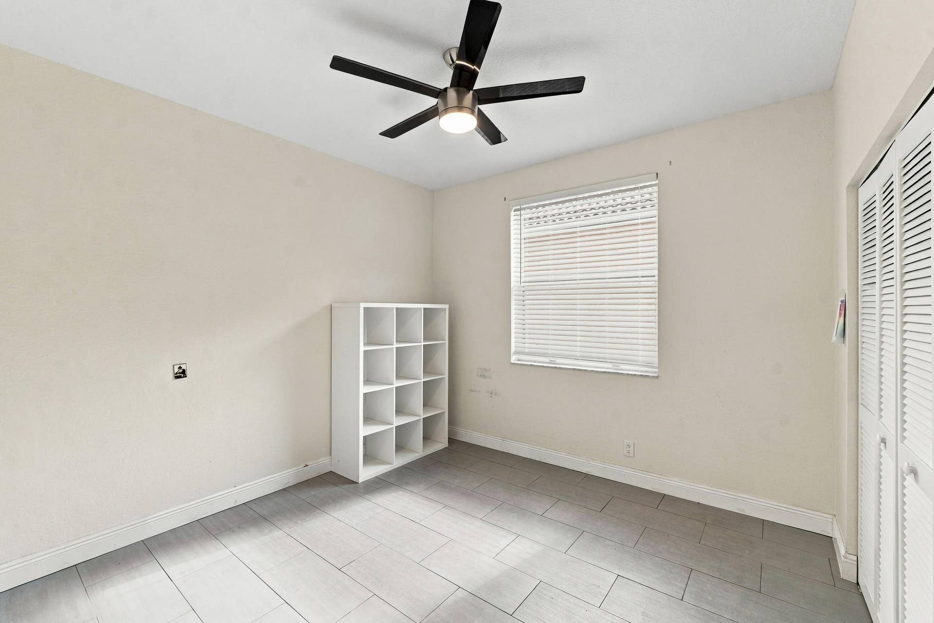 6355 NW 80th Dr_011