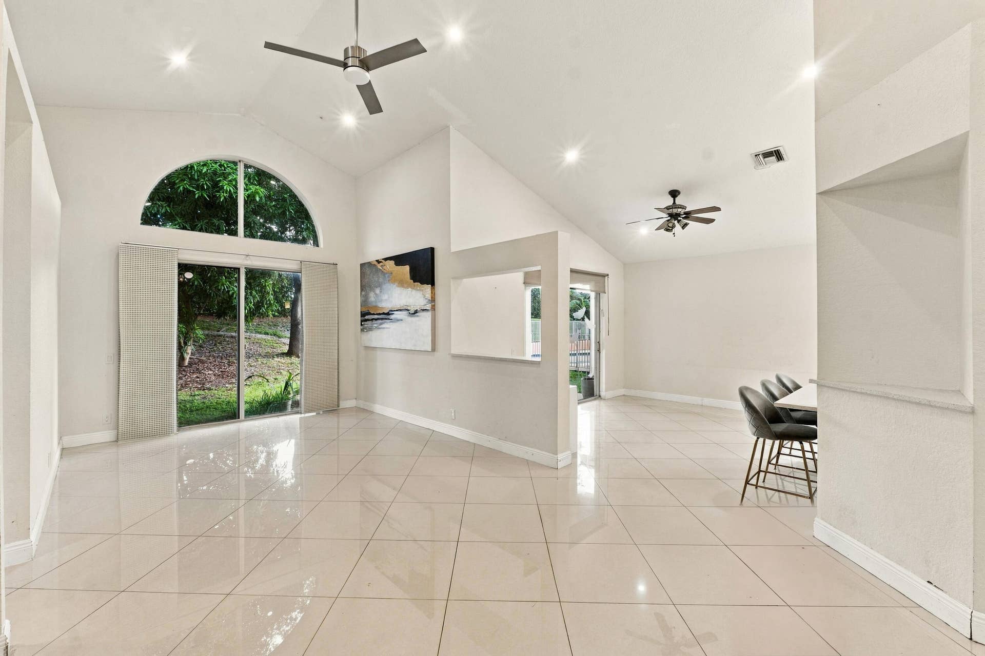 6355 NW 80th Dr_026