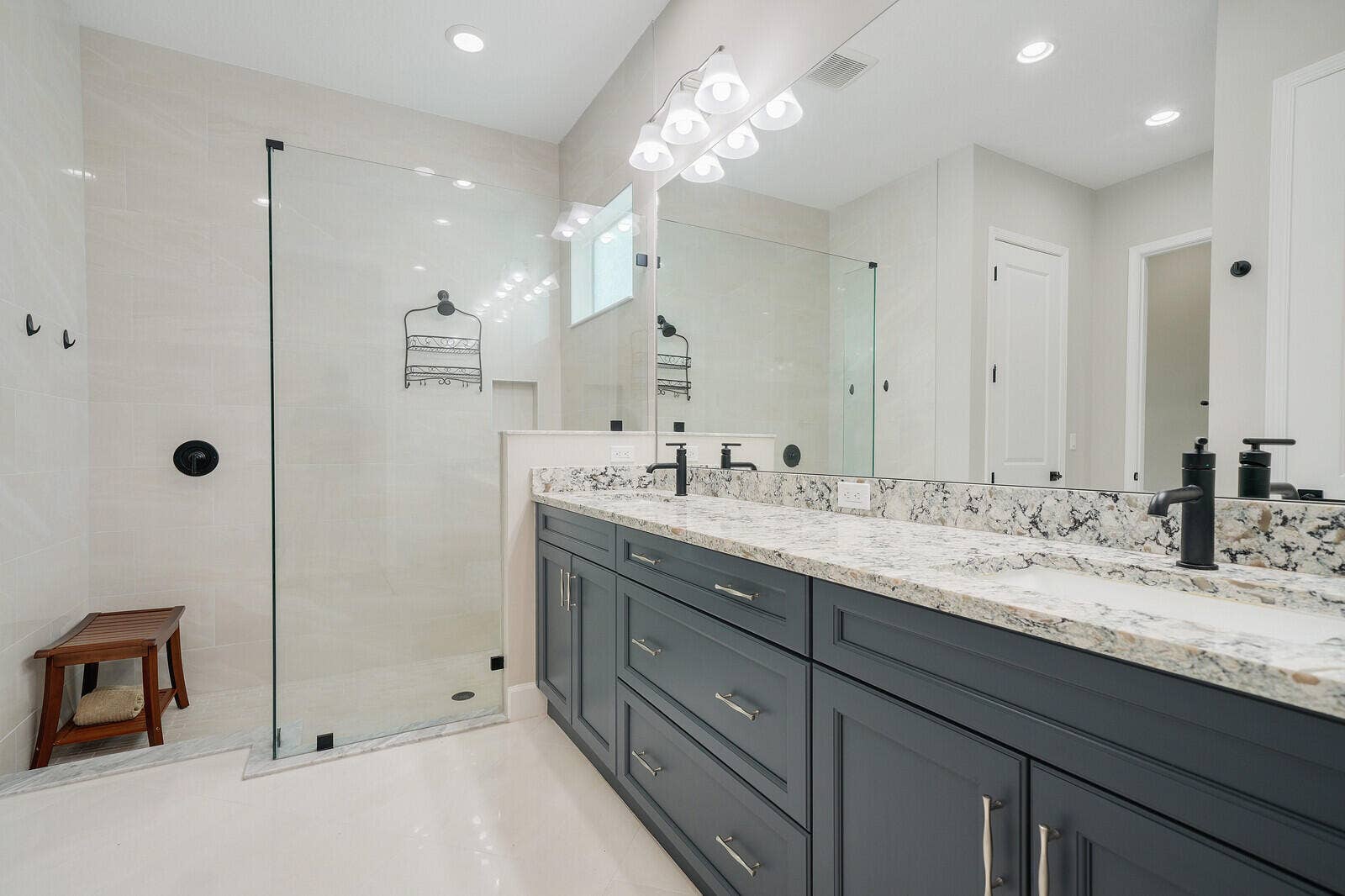 Primary Ensuite