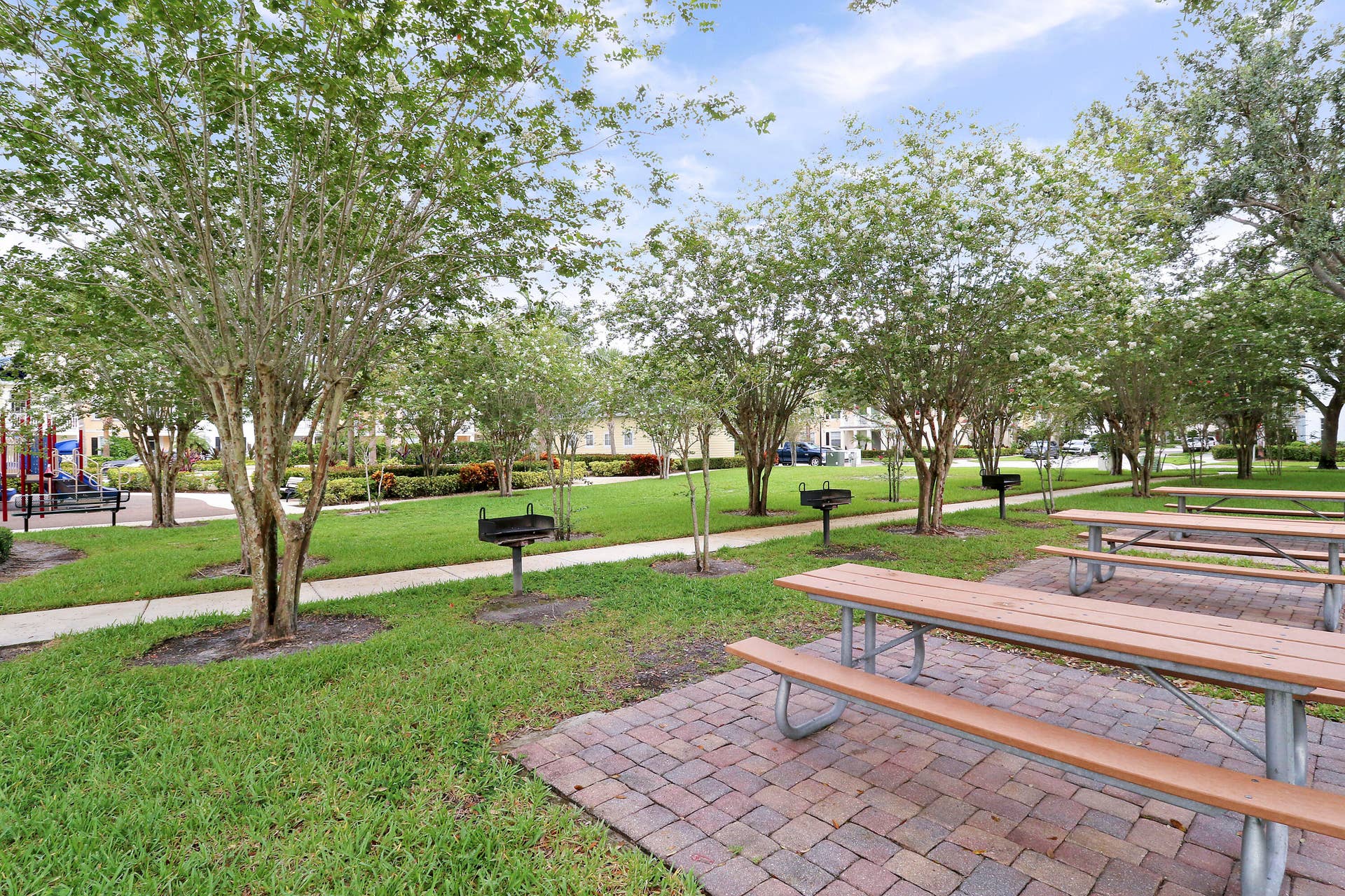 776 Dakota Drive, #106, Jupiter, FL 33458 Grilling Area/Picnic Tables