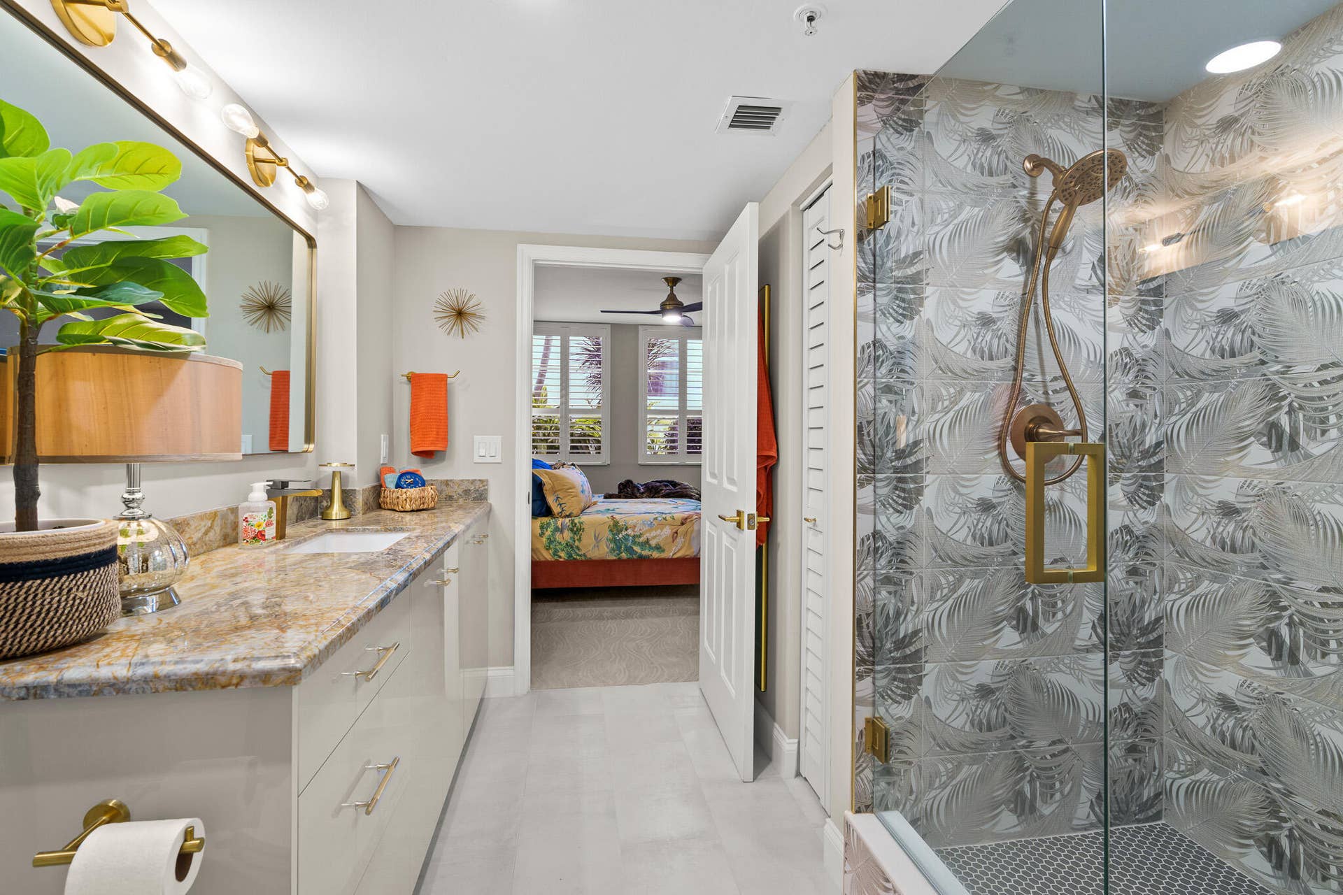 600 S DIXIE Highway, #544, West Palm Beach, West Palm Beach, FL 33401 Bathroom 2