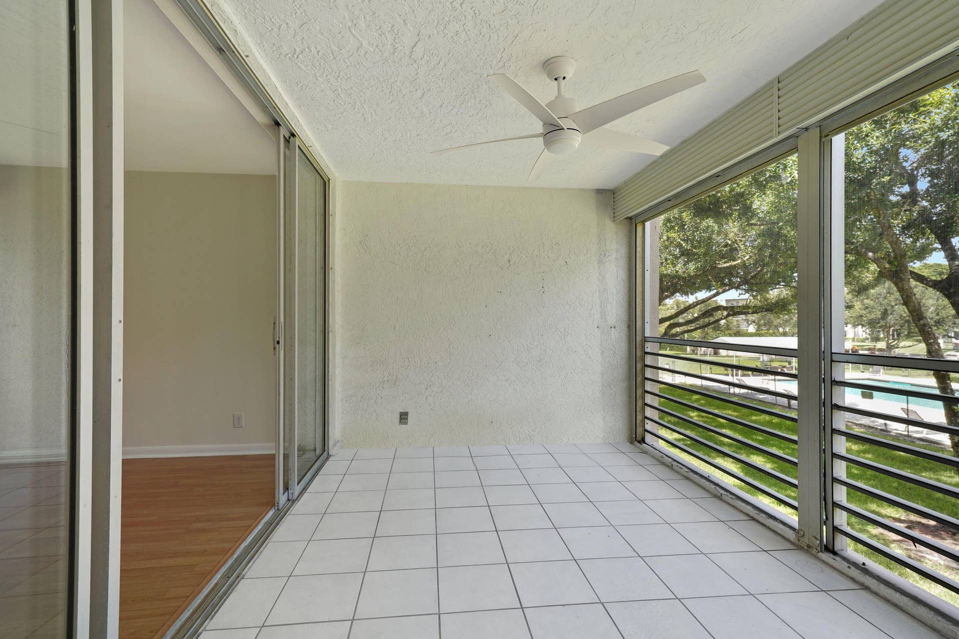 1900 SABAL PALM Drive, #205, Davie, FL 33324 *