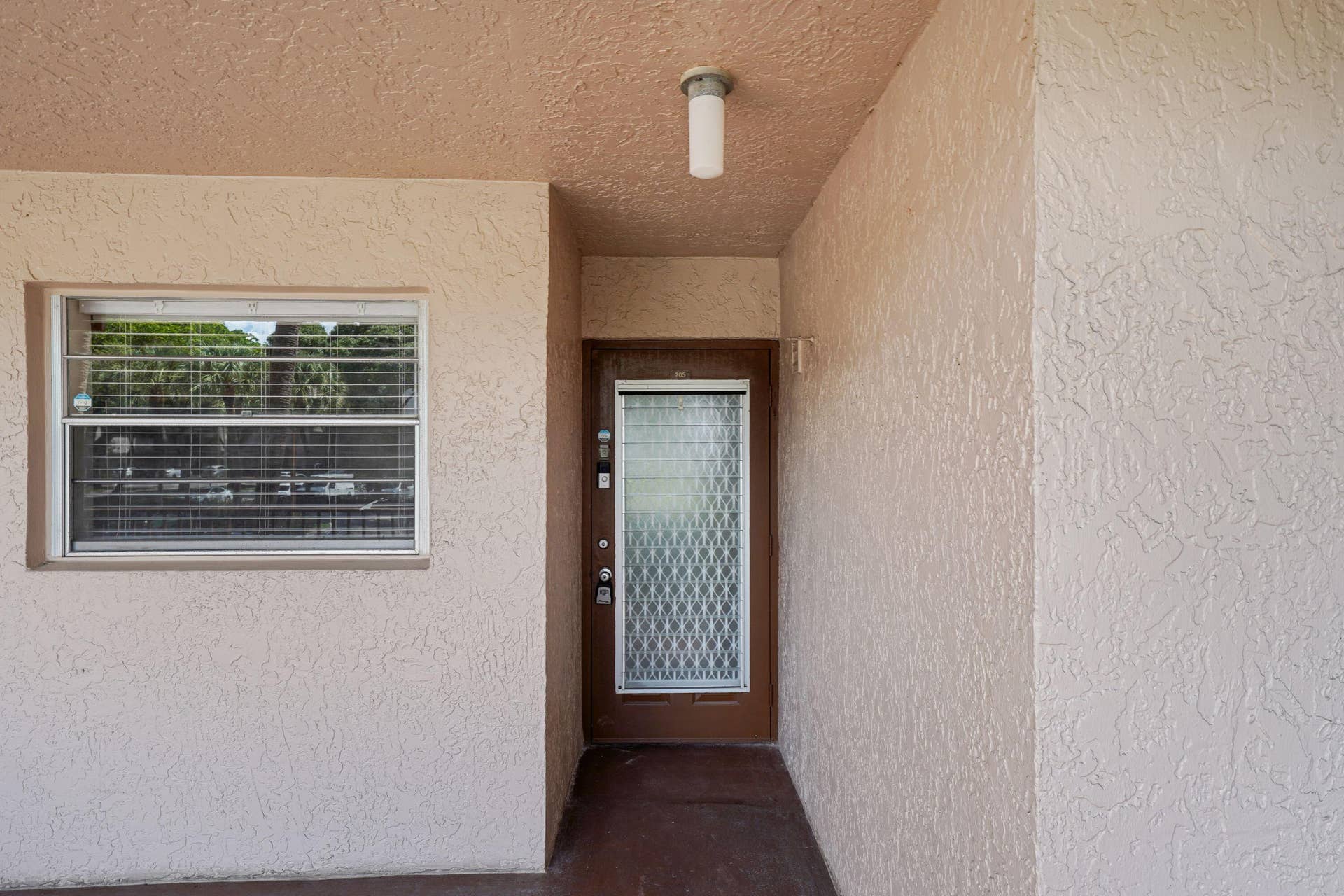 1900 SABAL PALM Drive, #205, Davie, FL 33324 *