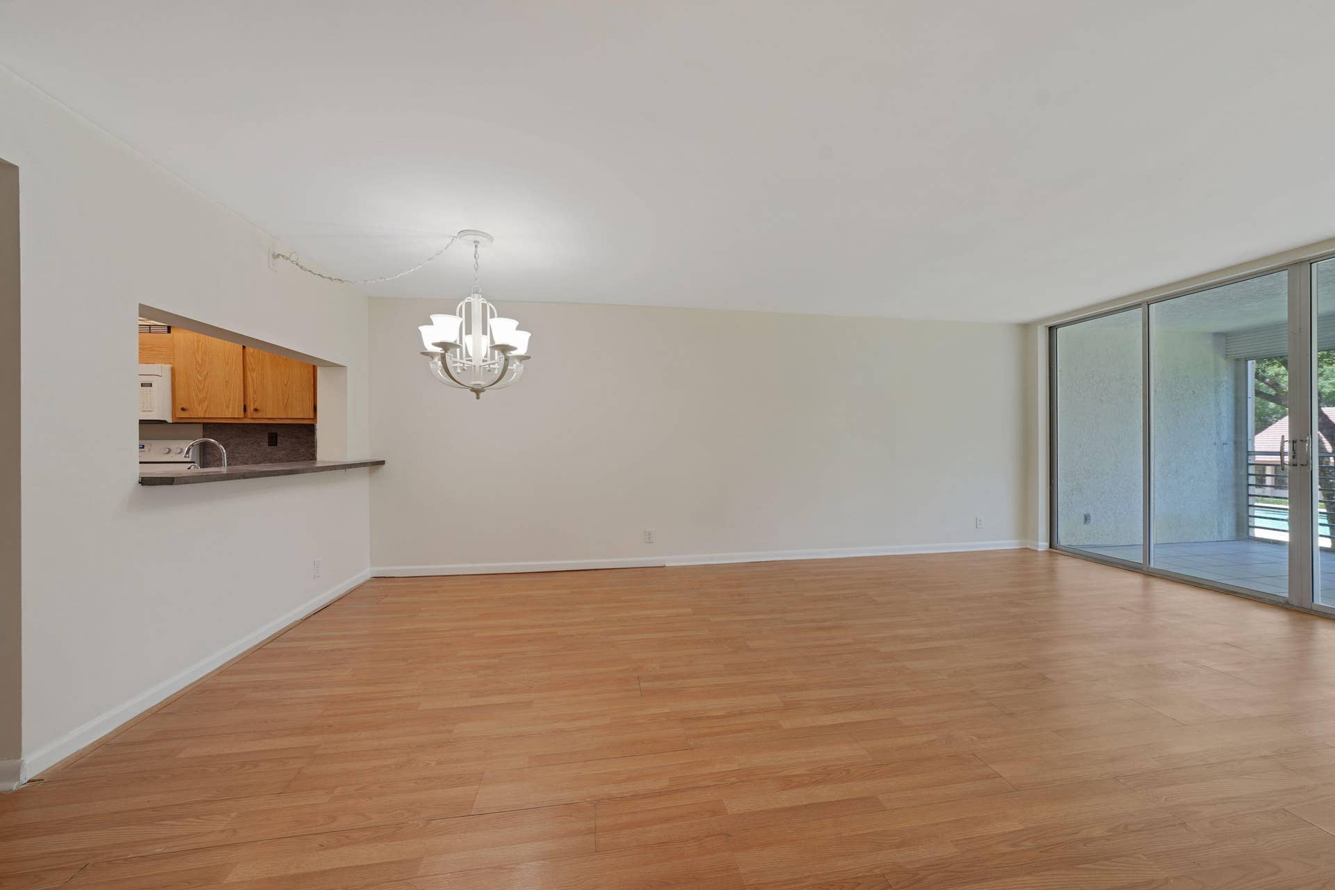 1900 SABAL PALM Drive, #205, Davie, FL 33324 *