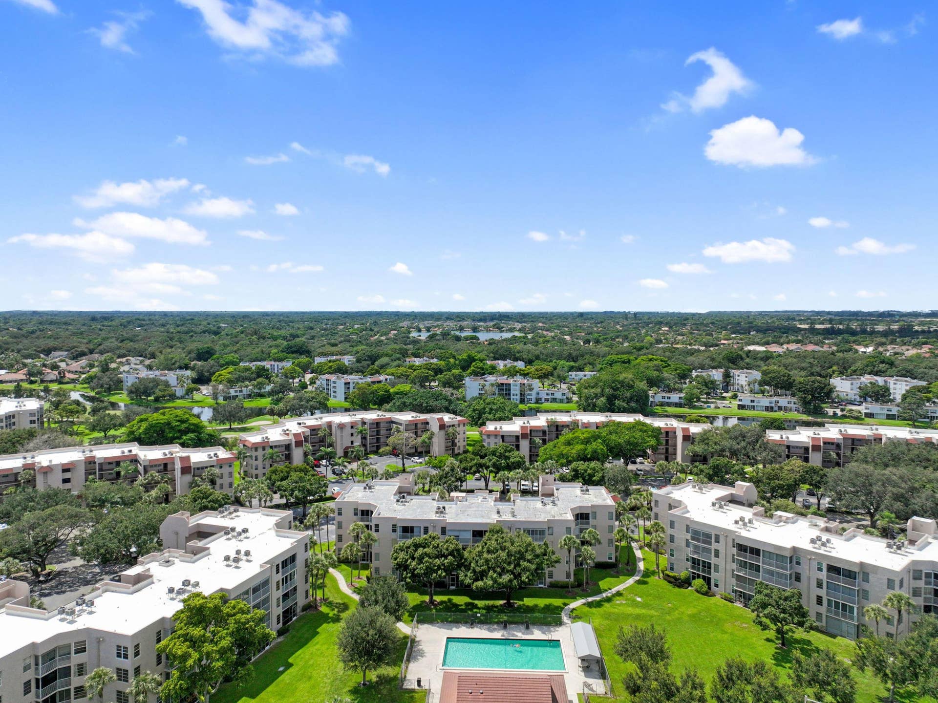 1900 SABAL PALM Drive, #205, Davie, FL 33324 Sabal Palm Grounds