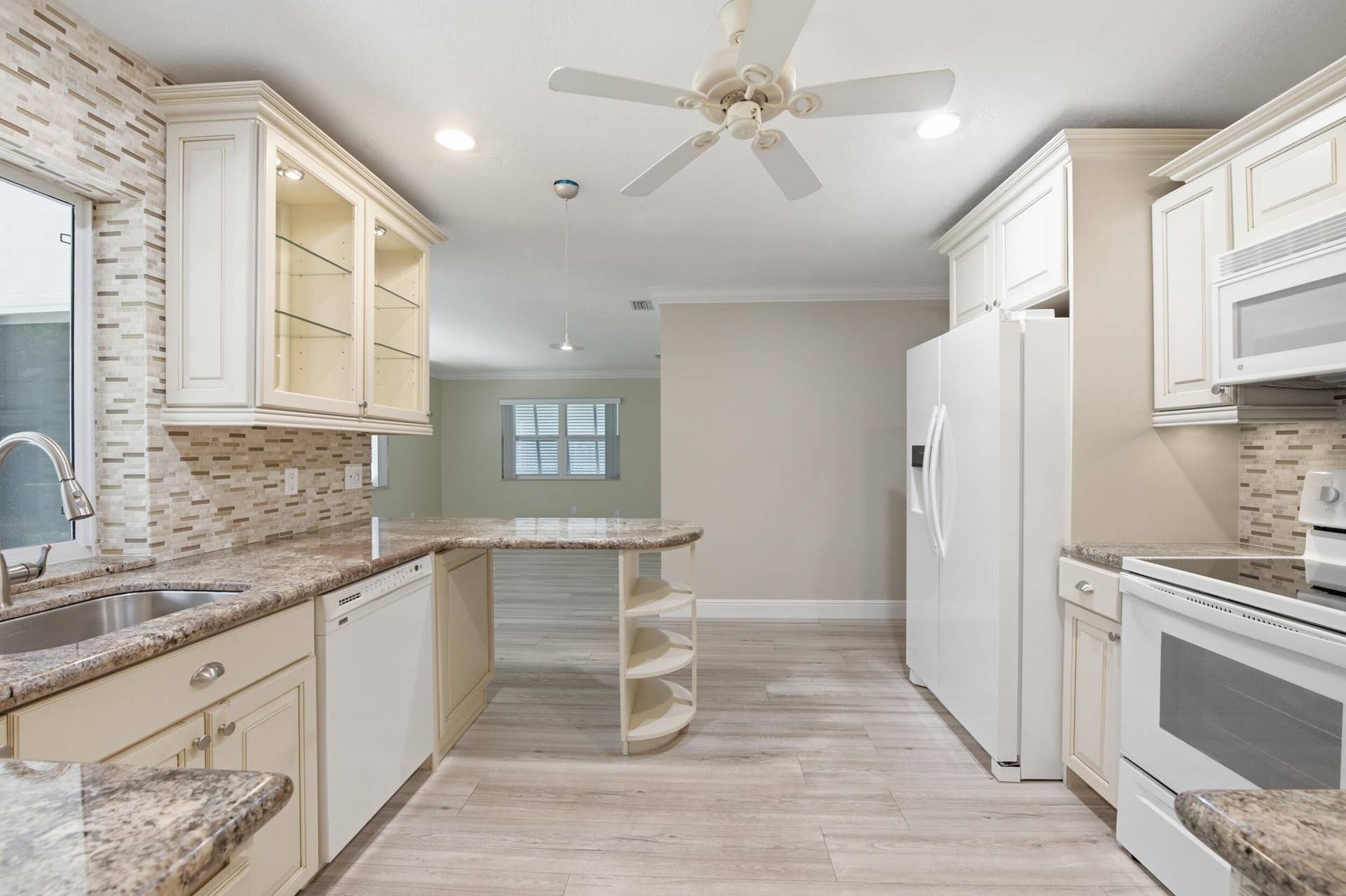 916 EVERGREEN Drive, North Palm Beach, FL 33408 9__dsc8632