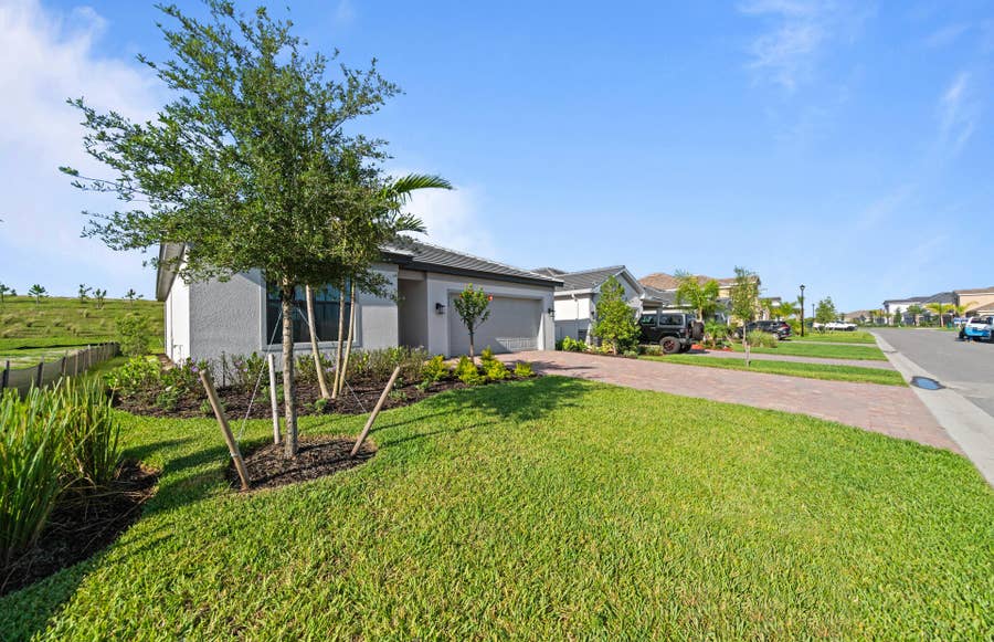 Property photo for 3849 Passion Vine Drive, Alva, FL