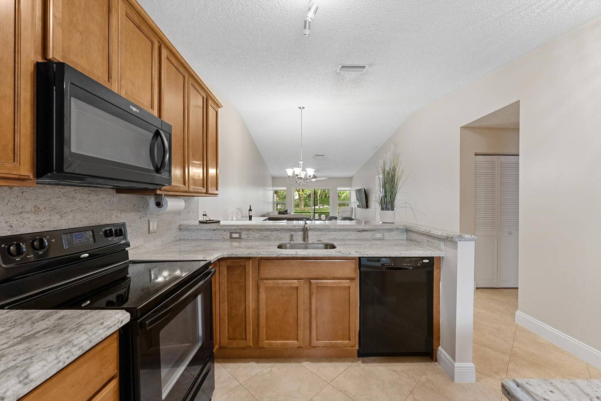8959 Sunnywood Place, Boca Raton, FL 33496 09-9