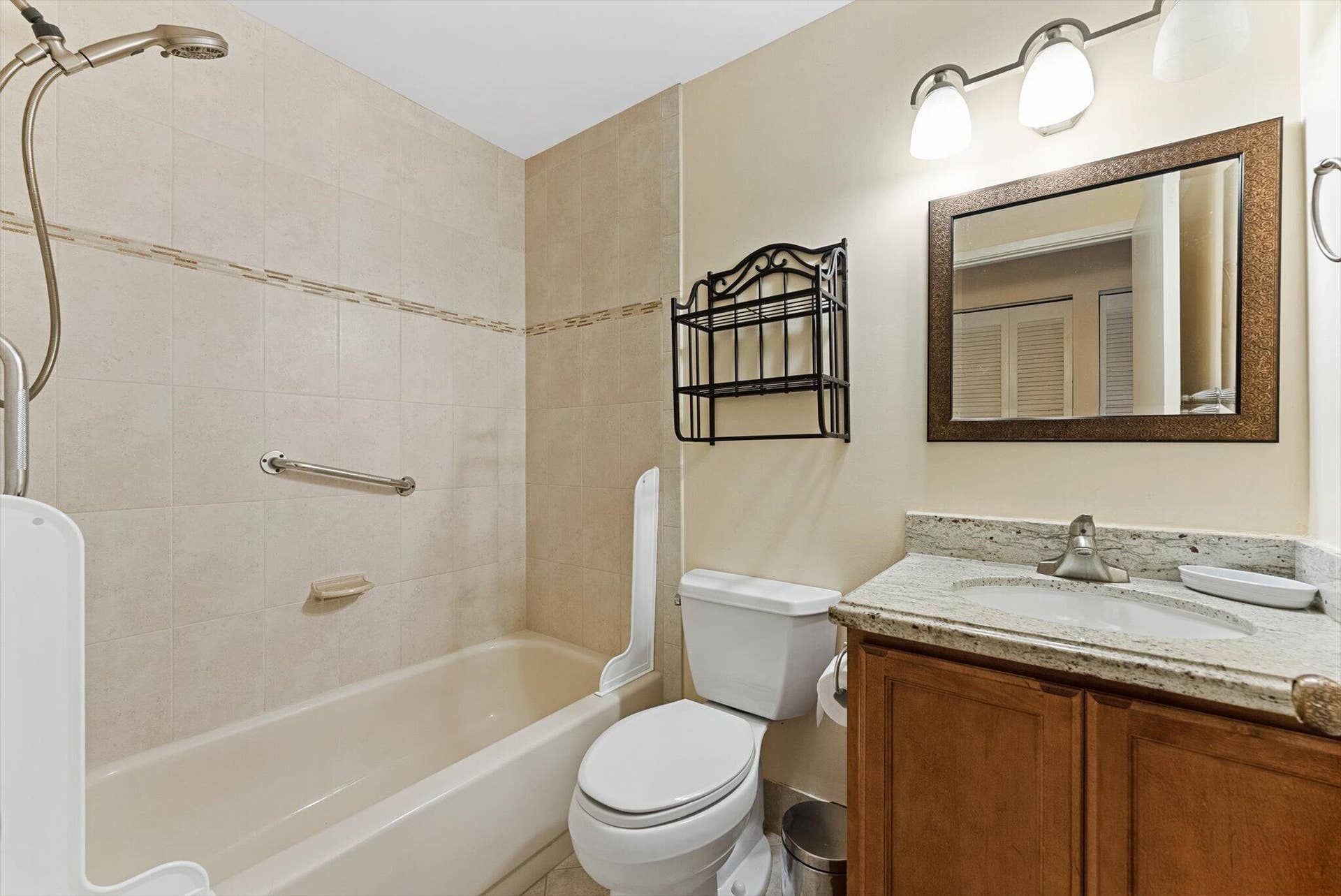8959 Sunnywood Place, Boca Raton, FL 33496 17-17
