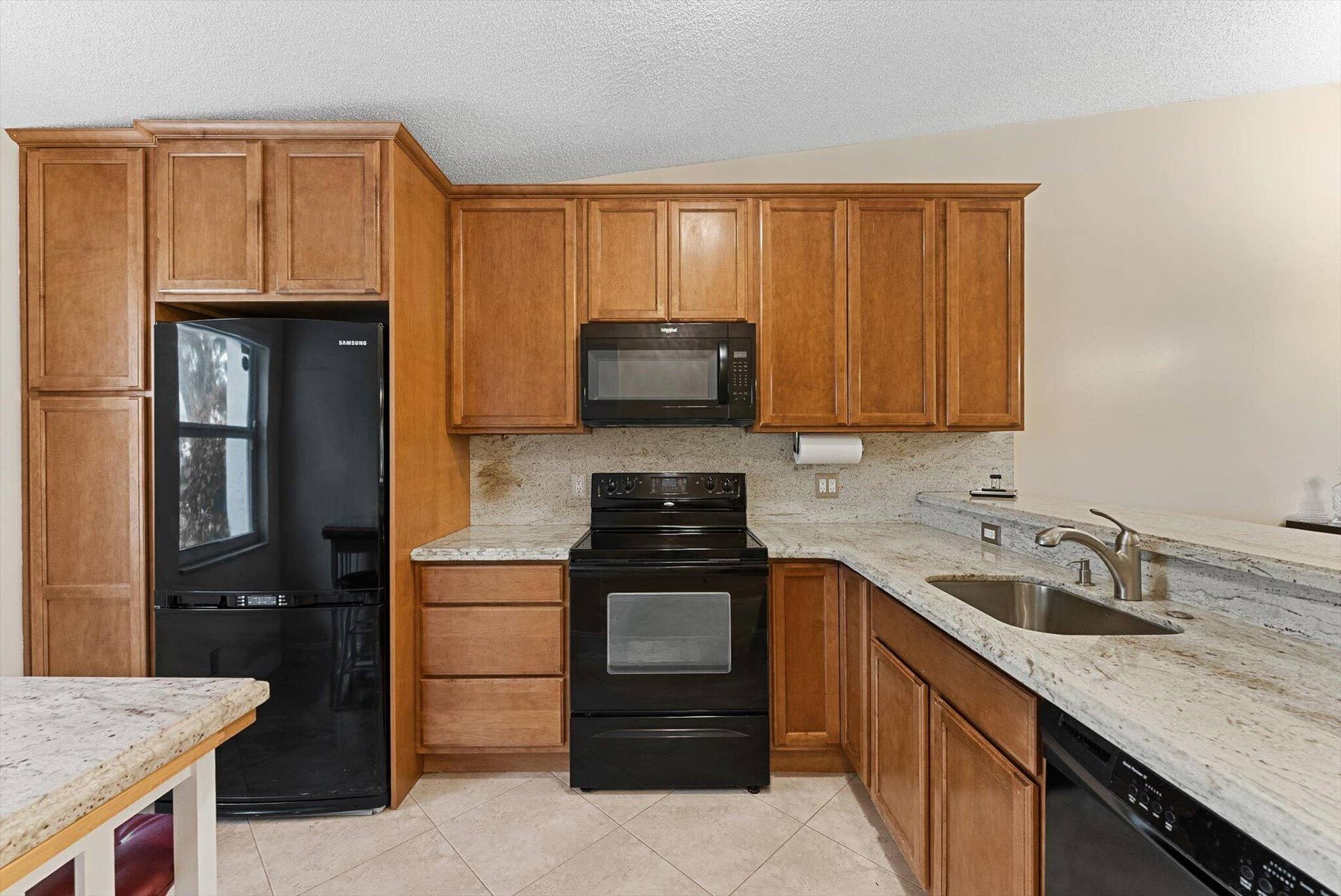8959 Sunnywood Place, Boca Raton, FL 33496 06-6
