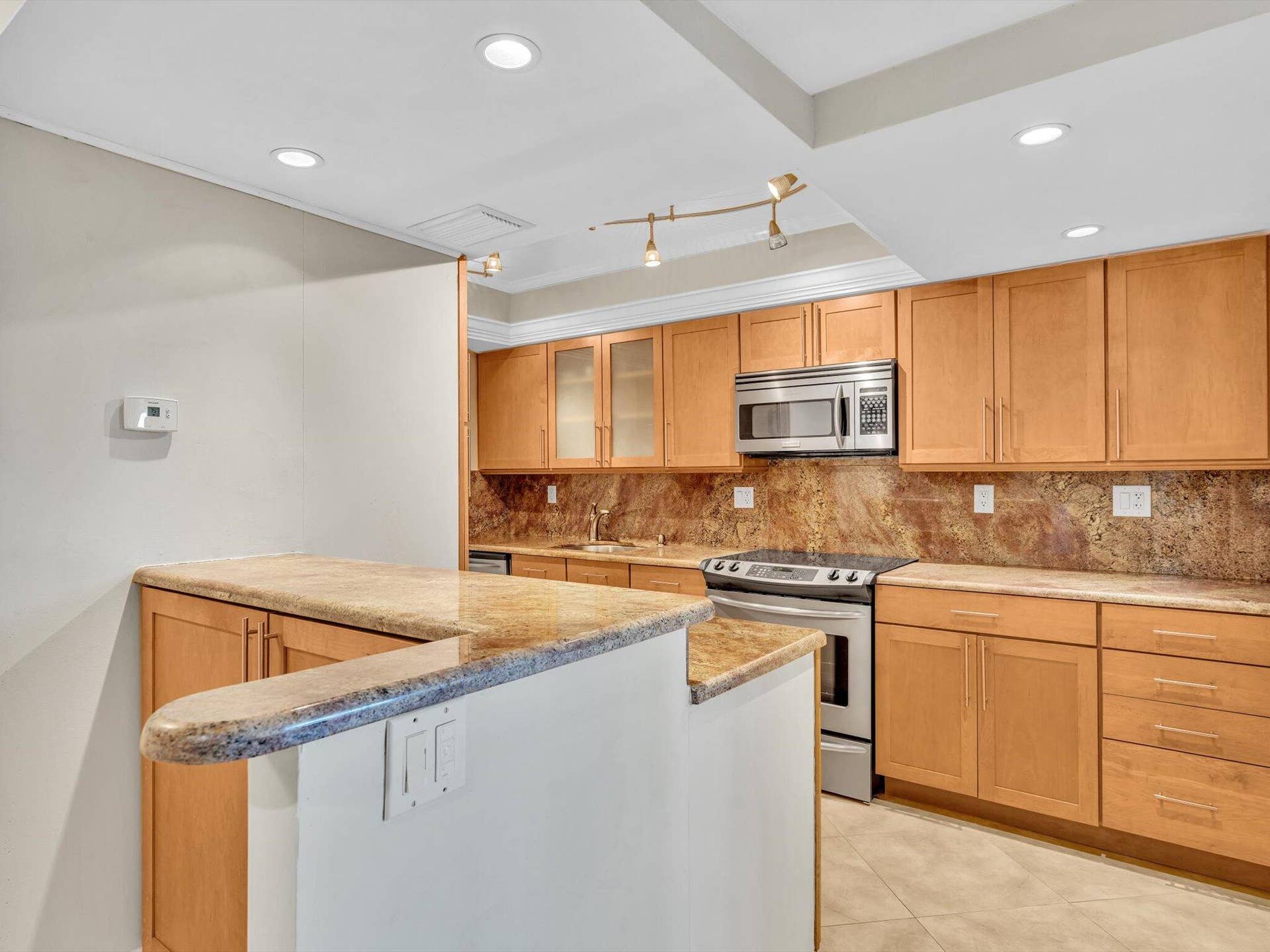 Breakfast bar