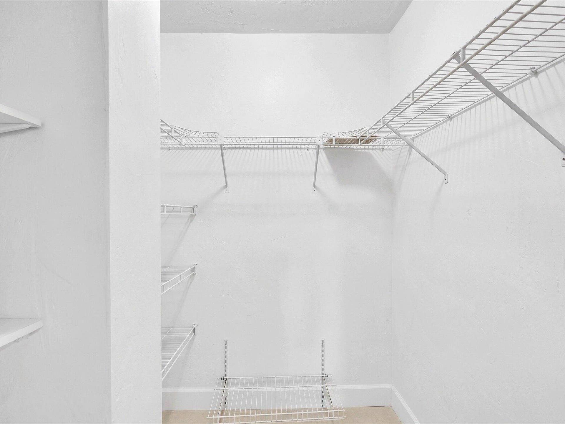 Walk in closet