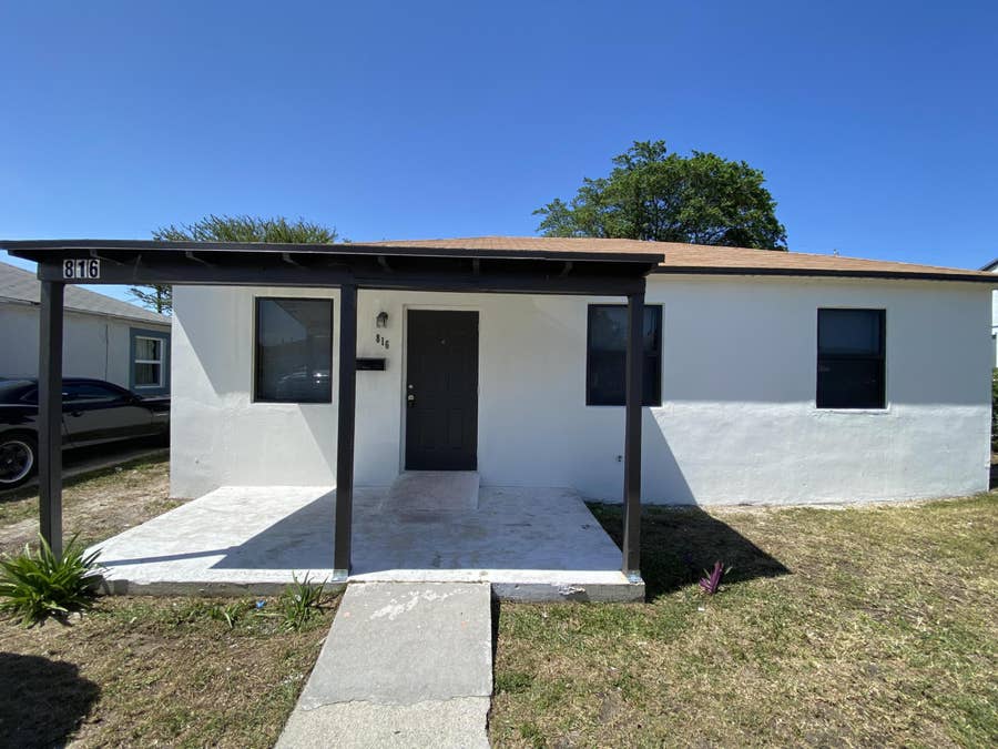 Property photo for 816 W 4th Street, Riviera Beach, FL