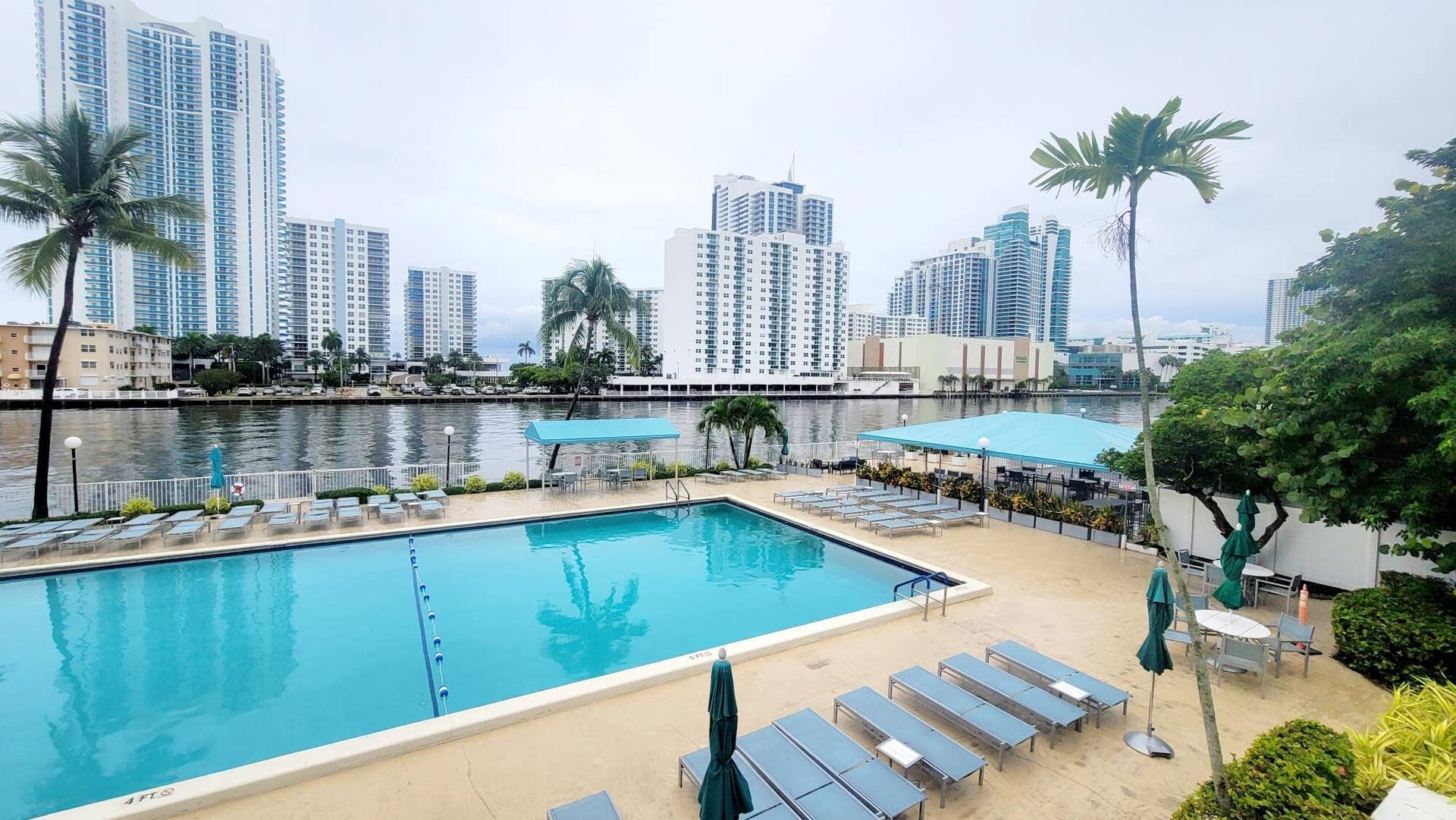 800 PARKVIEW Drive, #317, Hallandale Beach, Hallandale Beach, FL 33009 658