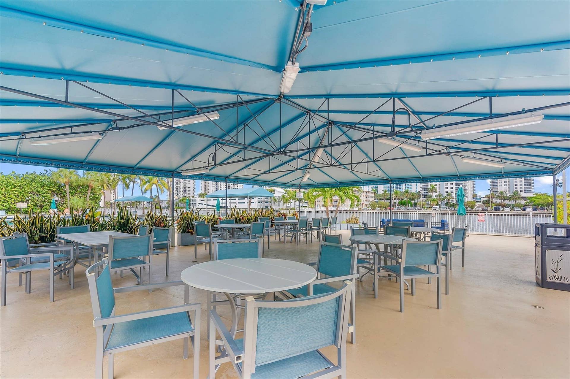 800 PARKVIEW Drive, #317, Hallandale Beach, Hallandale Beach, FL 33009 9