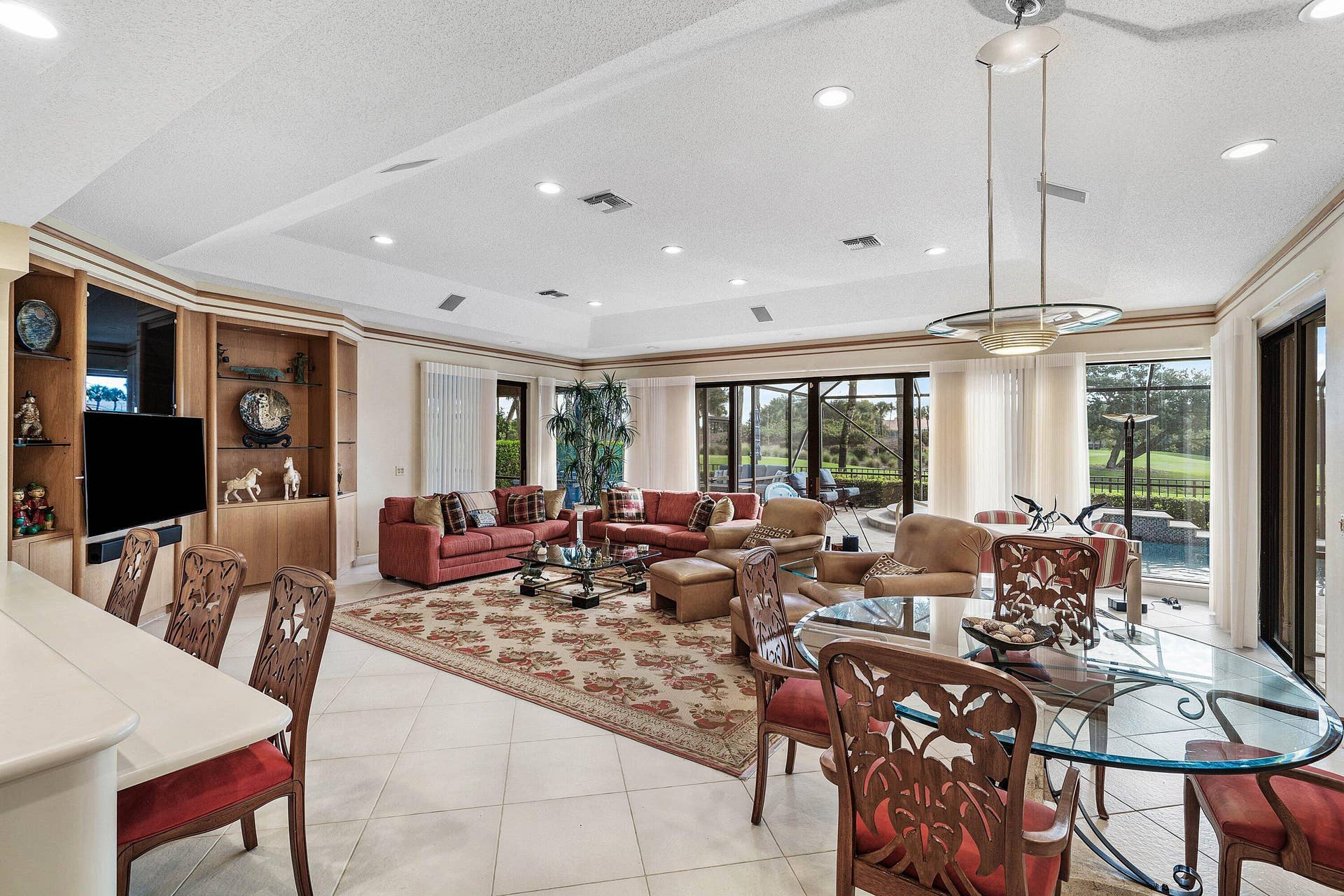 4364 KASSO Circle, Boca Raton, FL 33487 Family room off kitchen