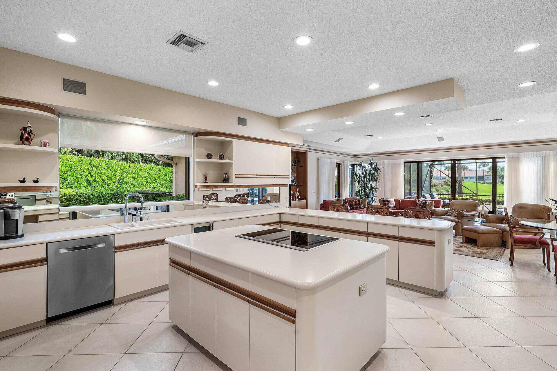 4364 KASSO Circle, Boca Raton, FL 33487 Open kitchen