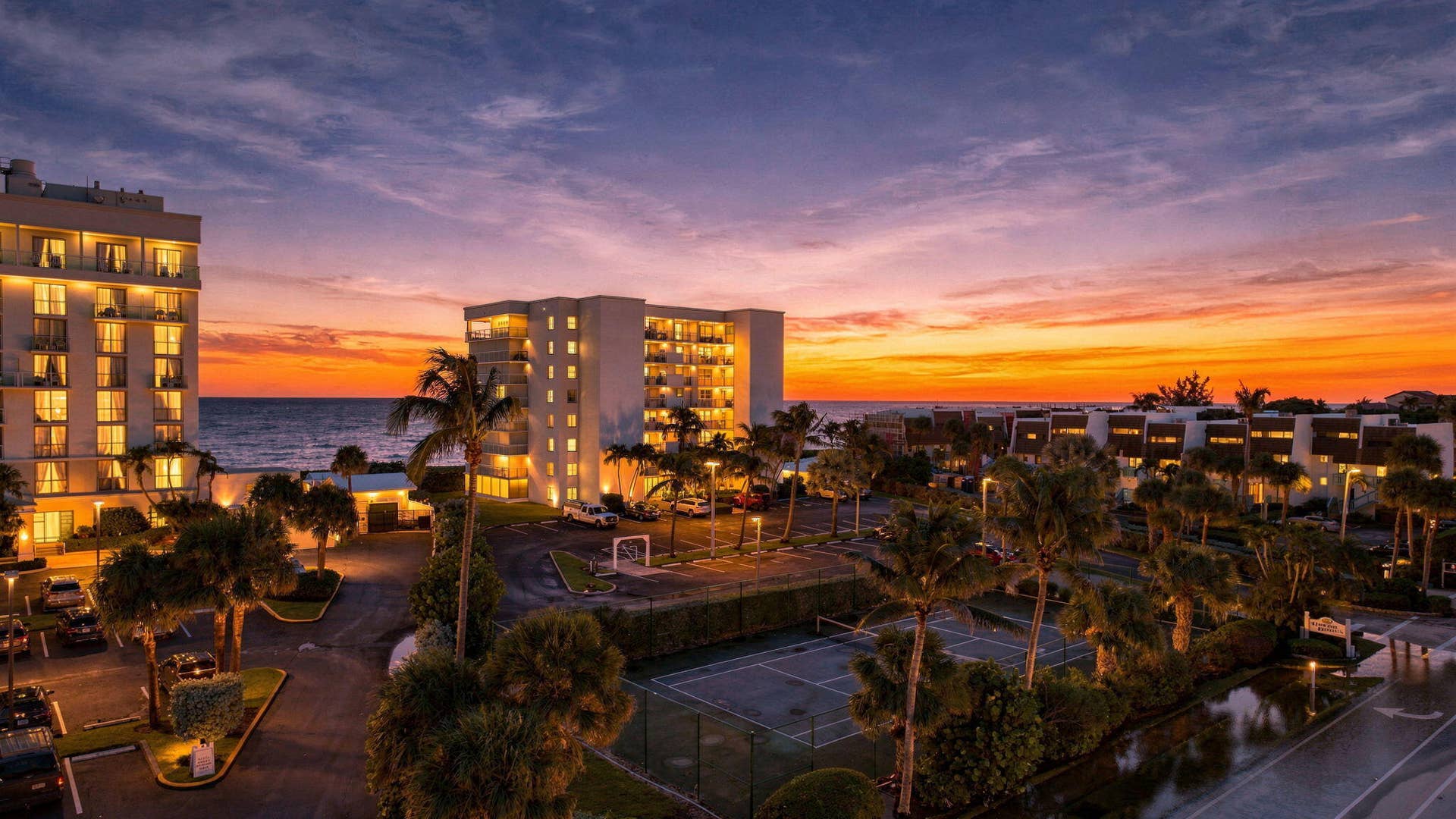 Gorgeous Sunrise and Island Living