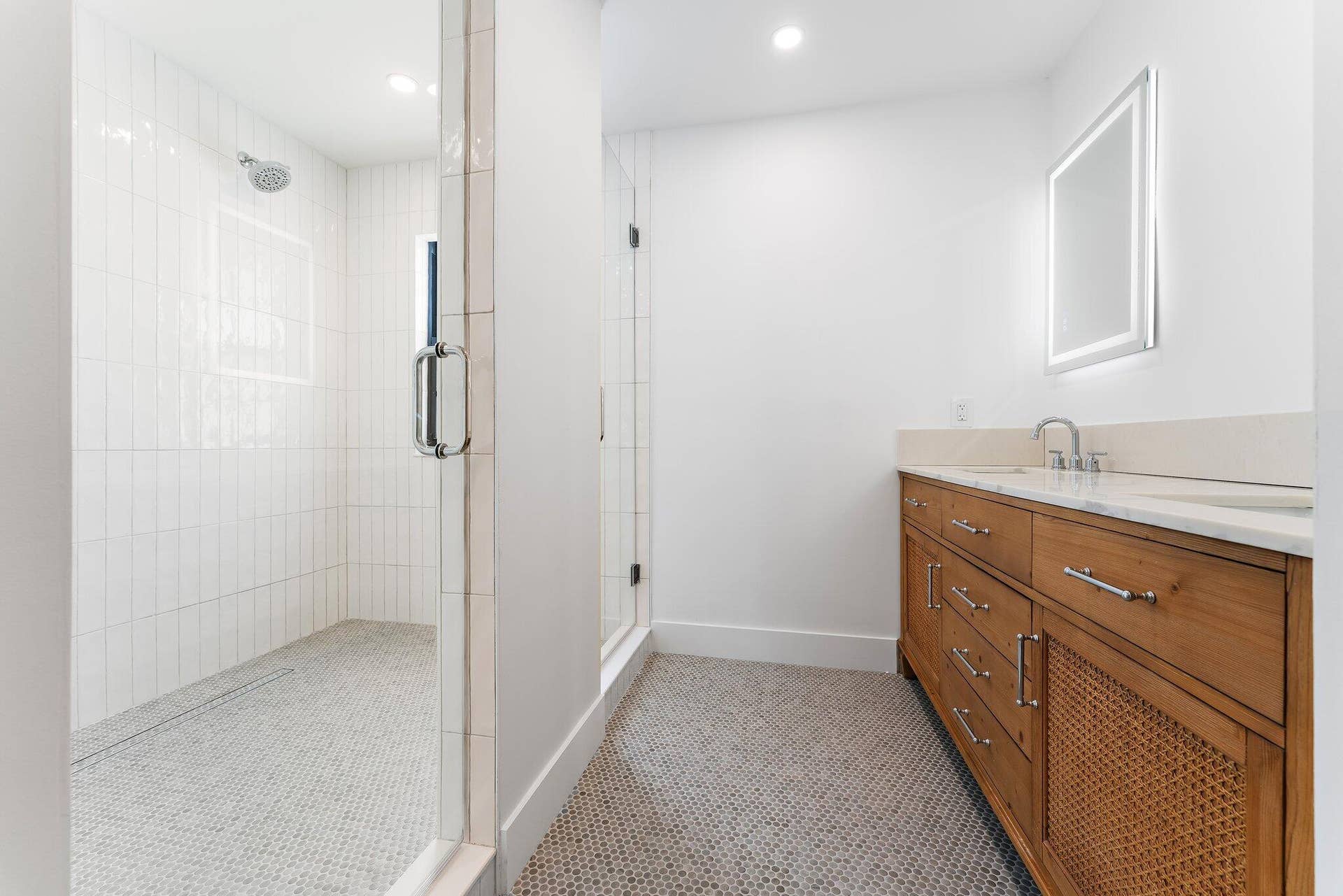 4456 HICKORY Drive, Palm Beach Gardens, FL 33418 2nd FL Primary Bath