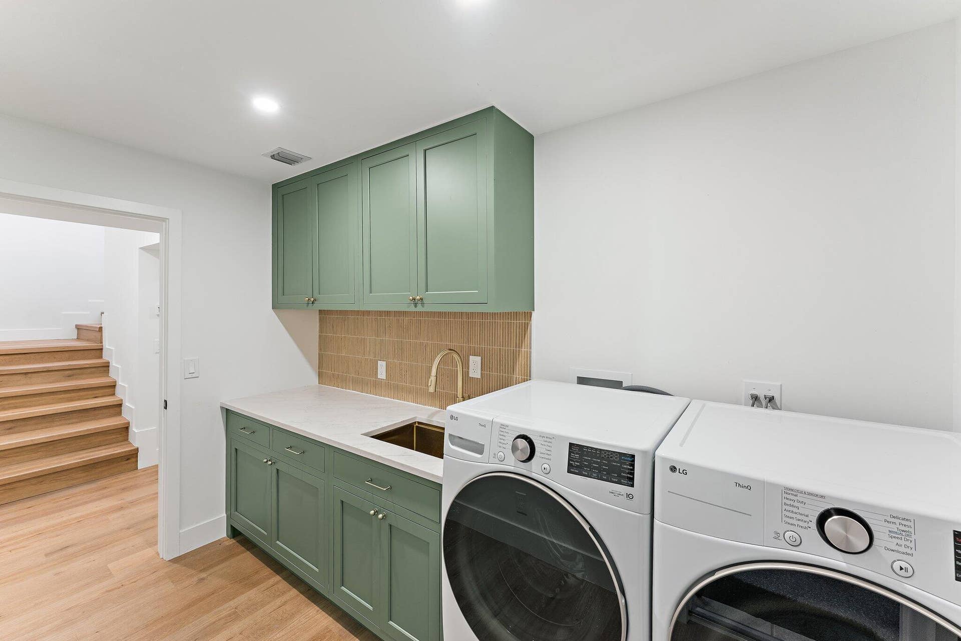 4456 HICKORY Drive, Palm Beach Gardens, FL 33418 Laundry Room