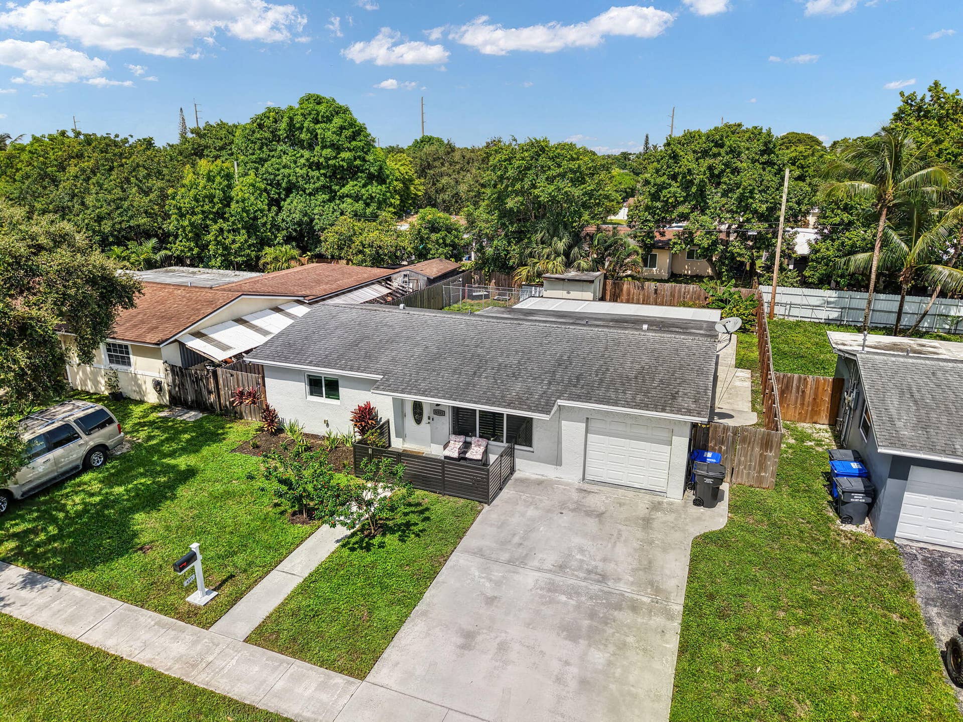6311 LIBERTY Street, Hollywood, FL 33024 1-web-or-mls-DJI_20261008011740_0495_D