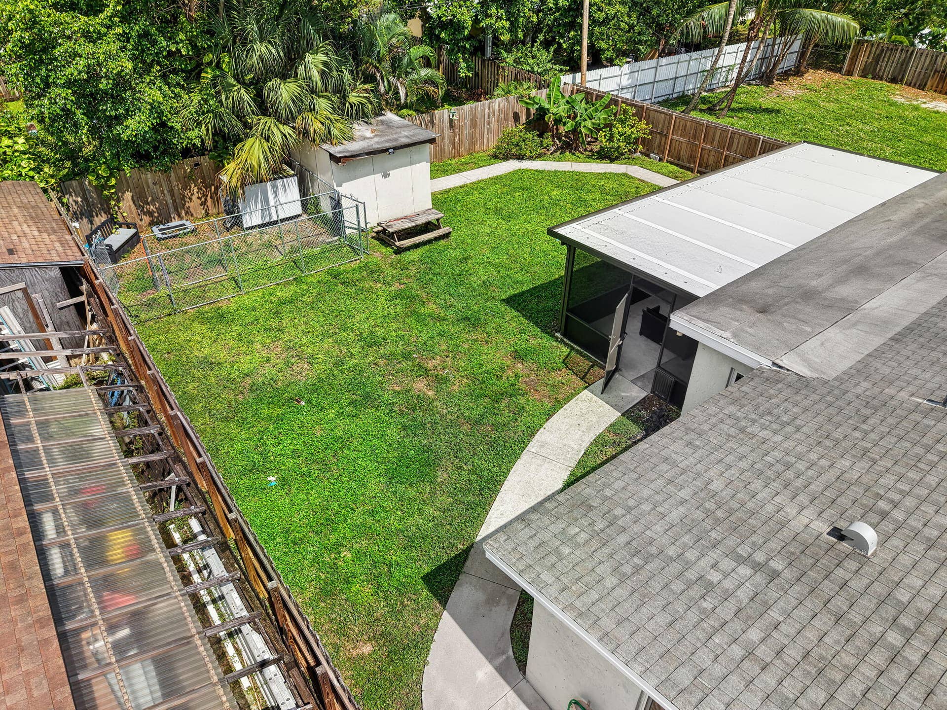 6311 LIBERTY Street, Hollywood, FL 33024 5-web-or-mls-DJI_20261008011847_0499_D