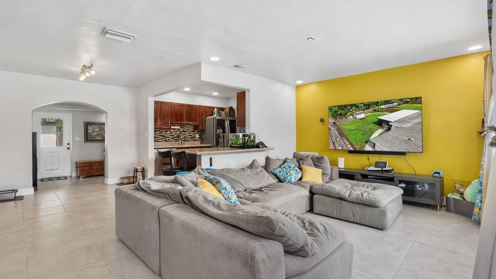 6311 LIBERTY Street, Hollywood, FL 33024 13-web-or-mls-DSC00262