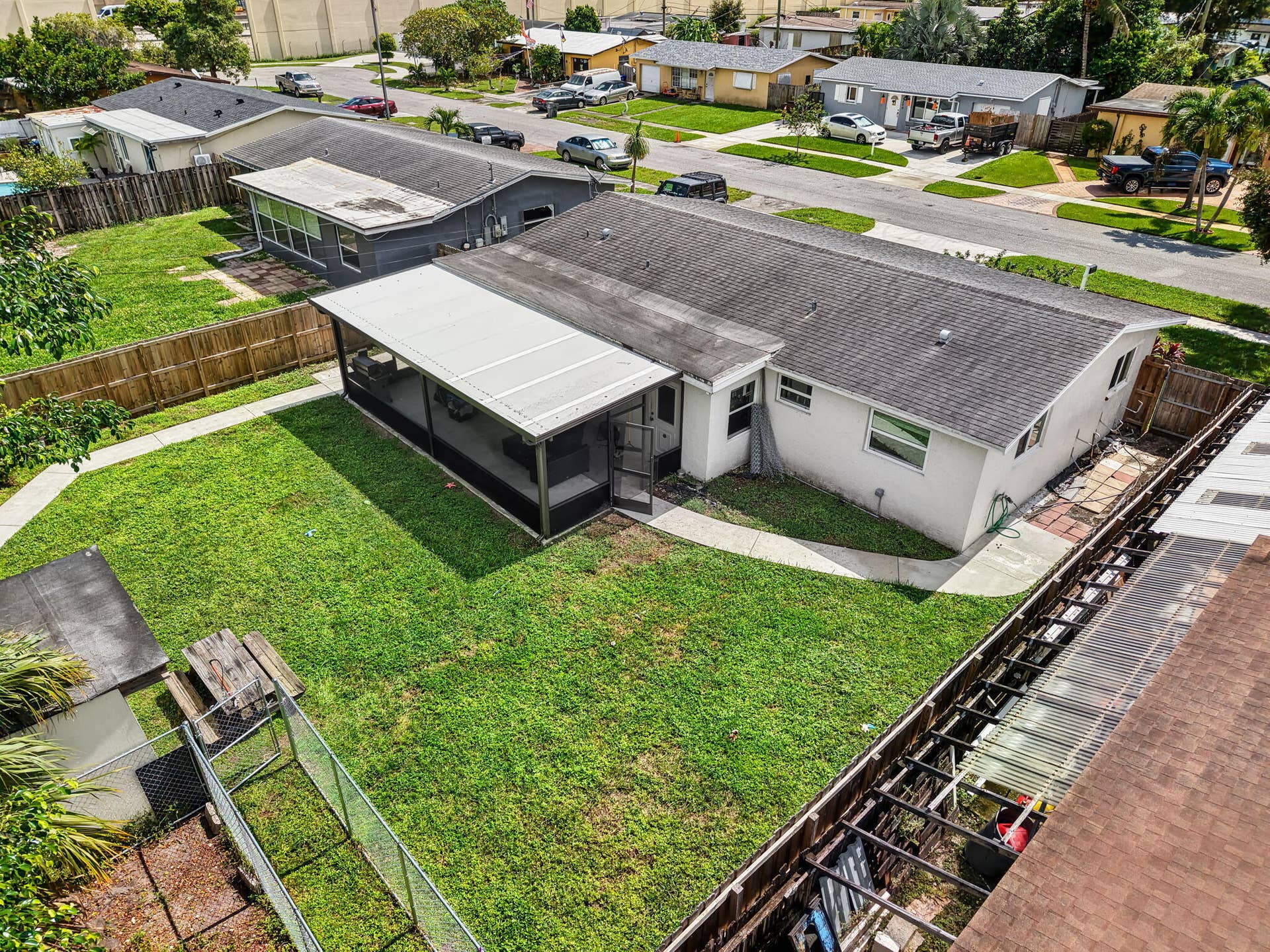 6311 LIBERTY Street, Hollywood, FL 33024 6-web-or-mls-DJI_20261008011903_0500_D