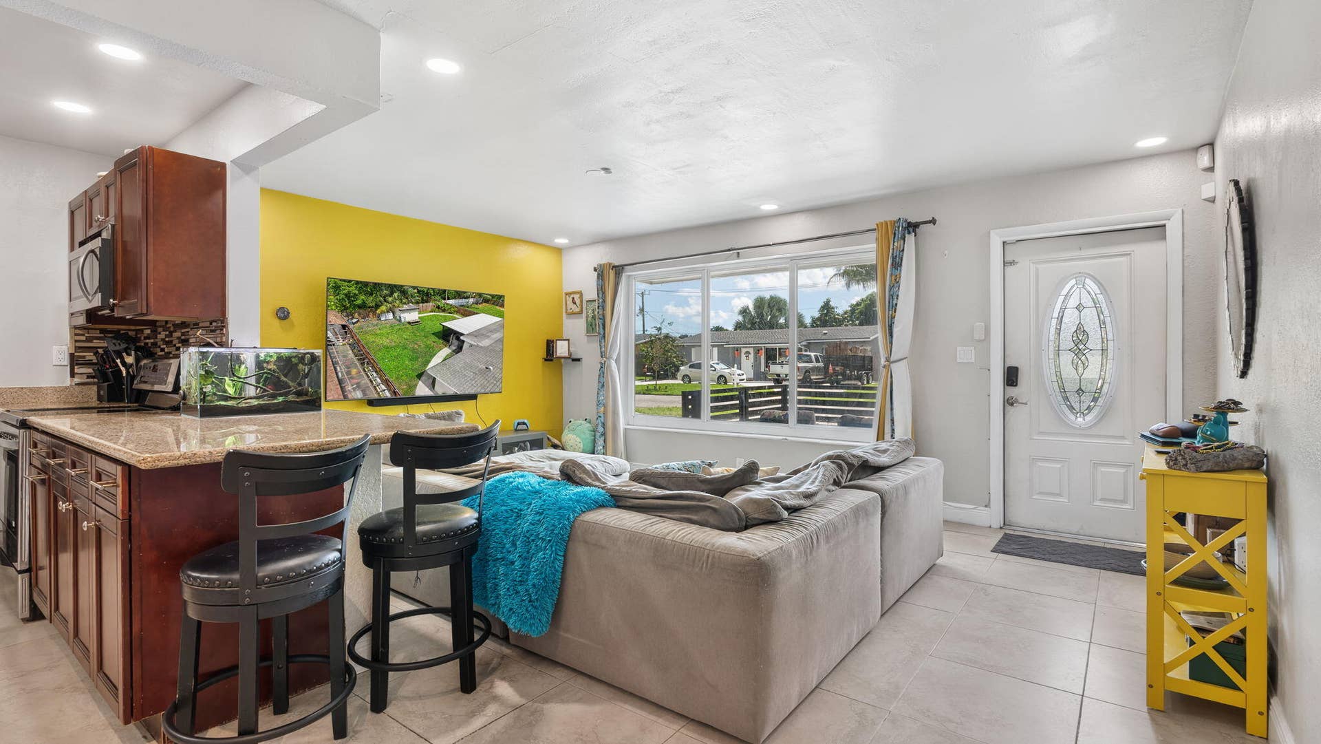 6311 LIBERTY Street, Hollywood, FL 33024 11-web-or-mls-DSC00252
