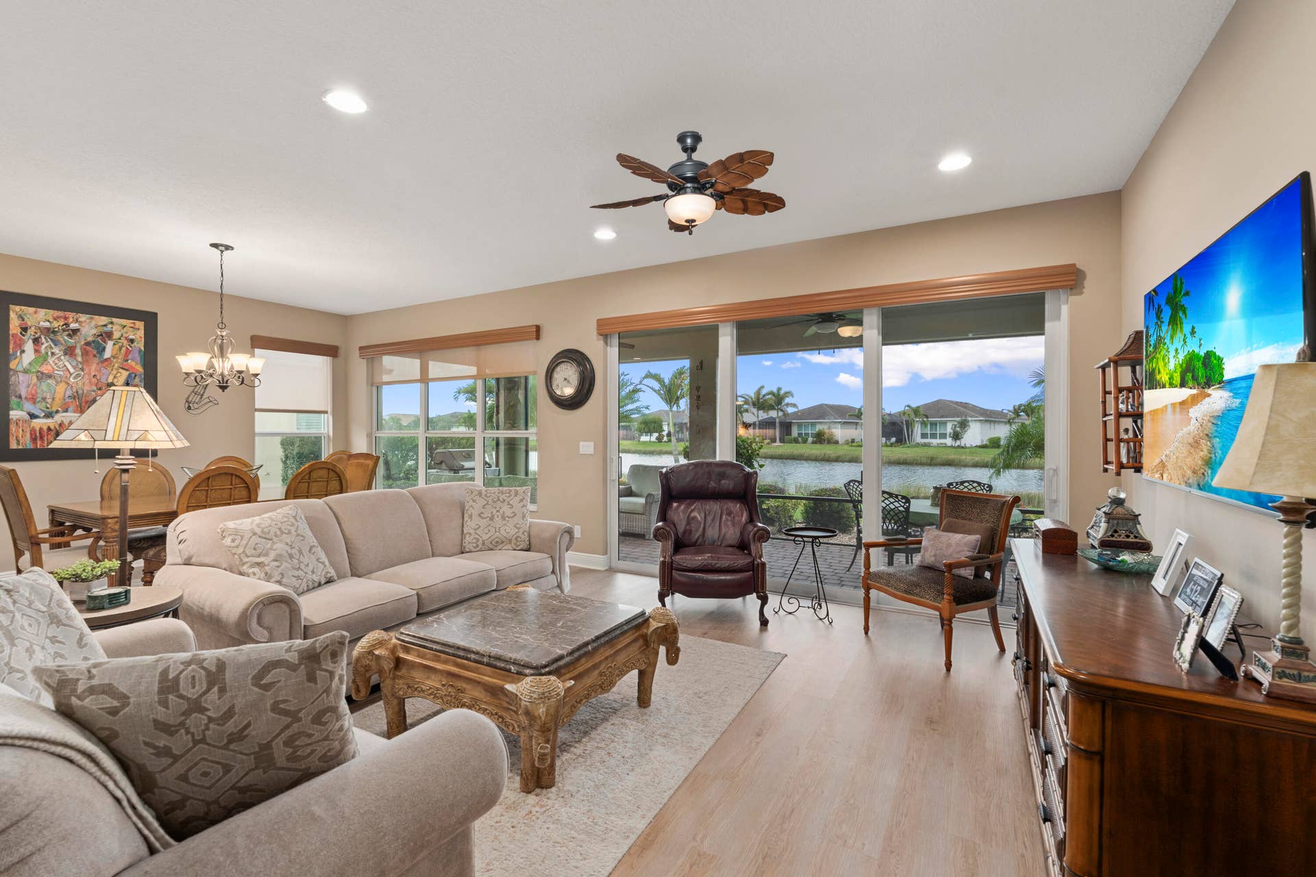 Lakefront Living