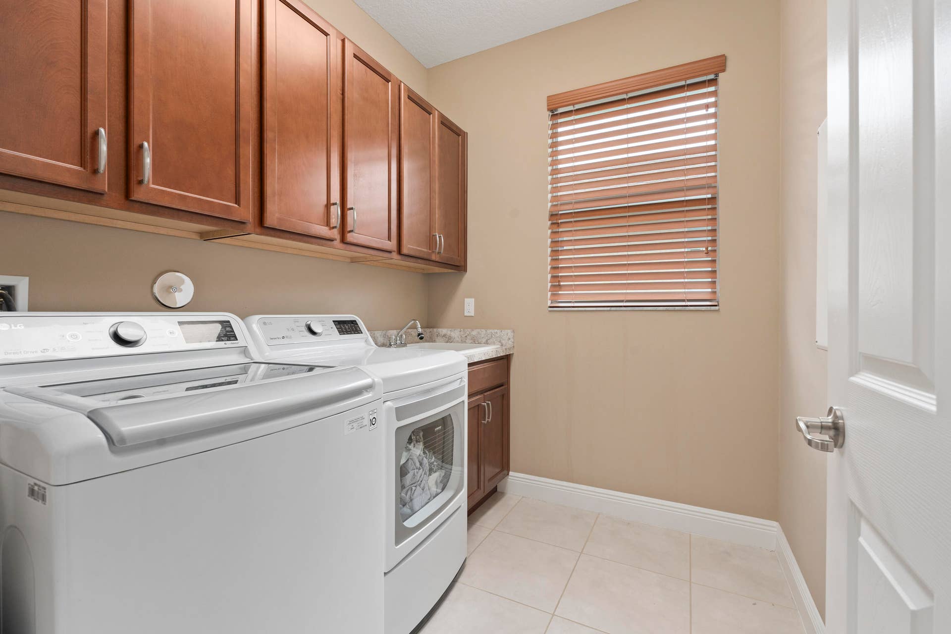 Laundry Room w- Sink