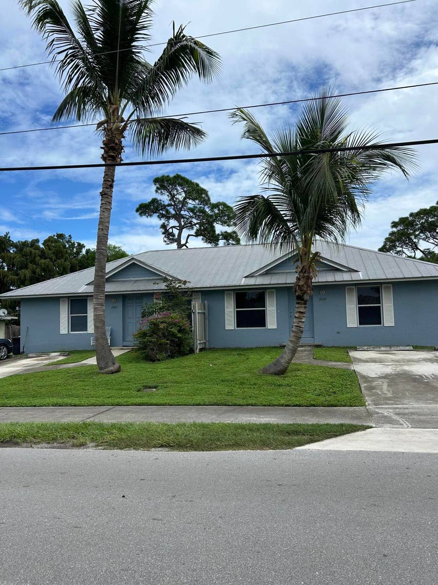 Property photo for 2987-2997 SE GOLDEN GATE Avenue, Stuart, FL