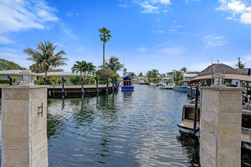1004 NE 26TH Avenue, Pompano Beach, FL 33062 52