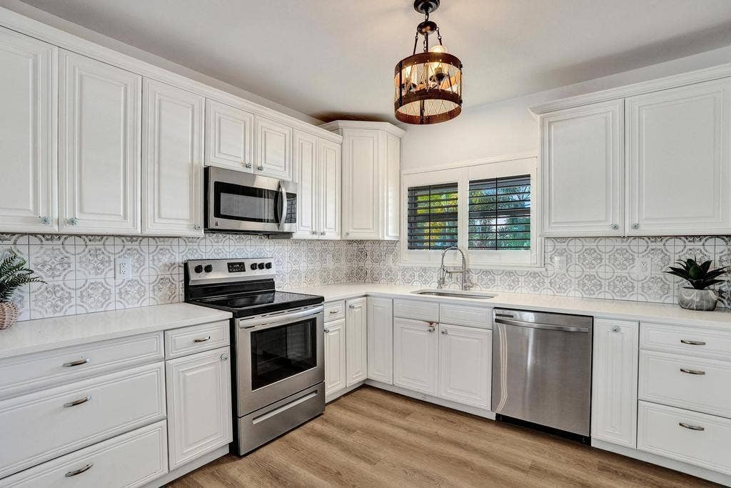 1004 NE 26TH Avenue, Pompano Beach, FL 33062 16