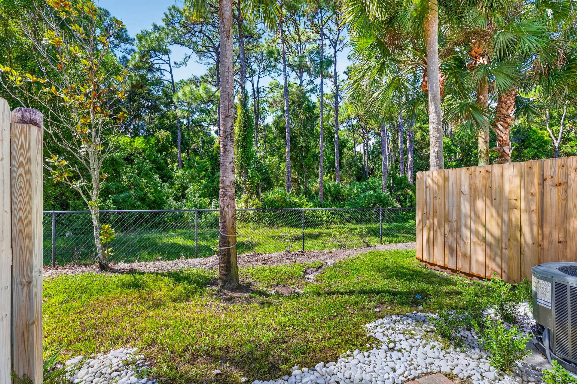 4305 Maybelle Lane, West Palm Beach, FL 33417 31-8I8A9300