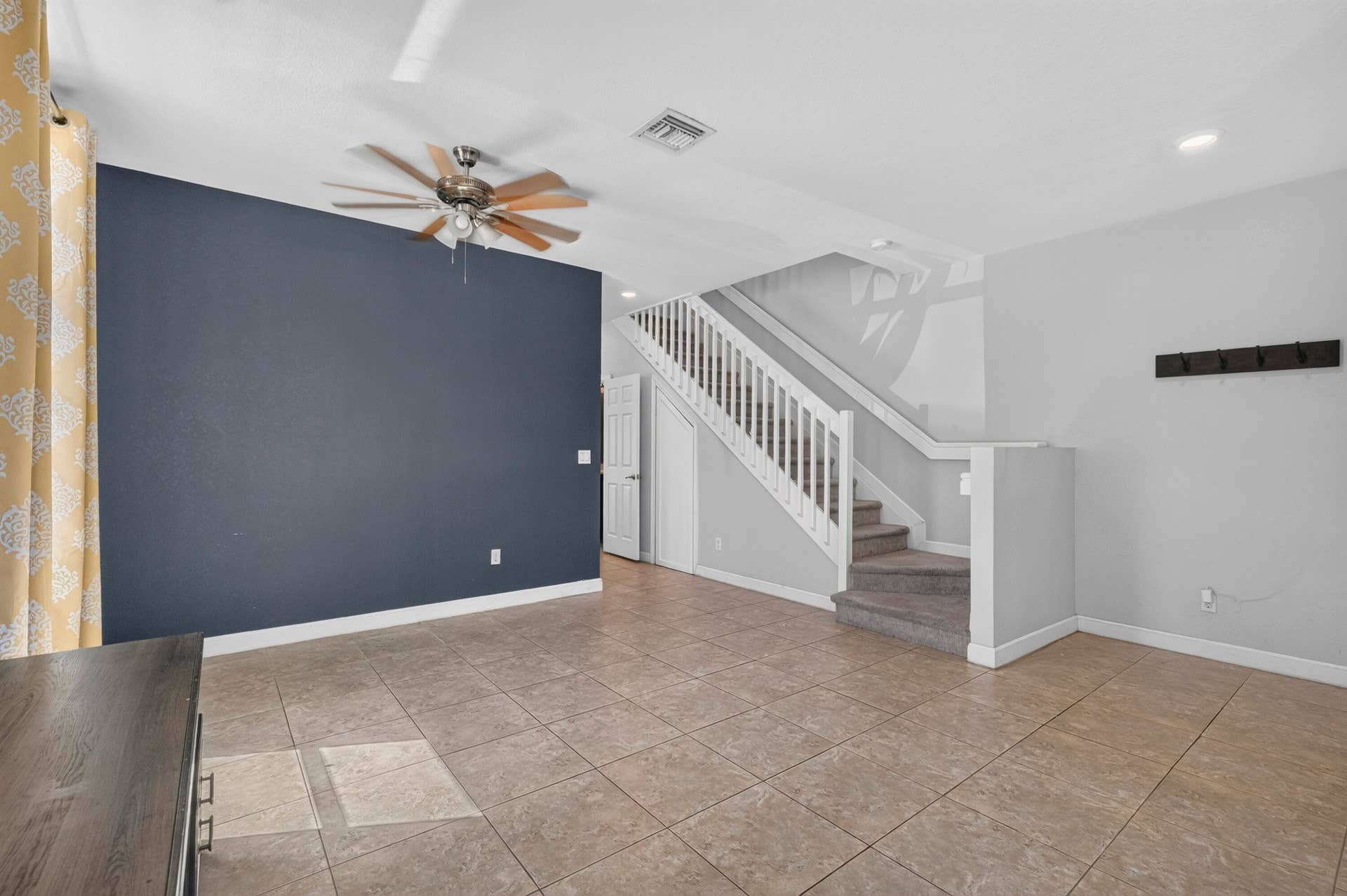 4305 Maybelle Lane, West Palm Beach, FL 33417 5-8I8A9245