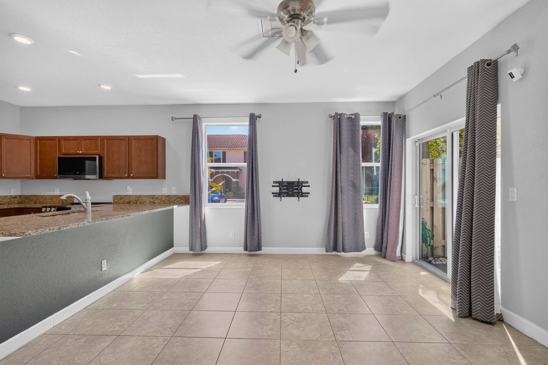 4305 Maybelle Lane, West Palm Beach, FL 33417 16-8I8A9280