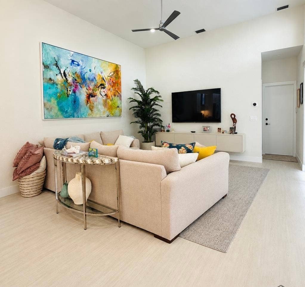 3387 NW 53rd Circle, Boca Raton, FL 33496 Family Room
