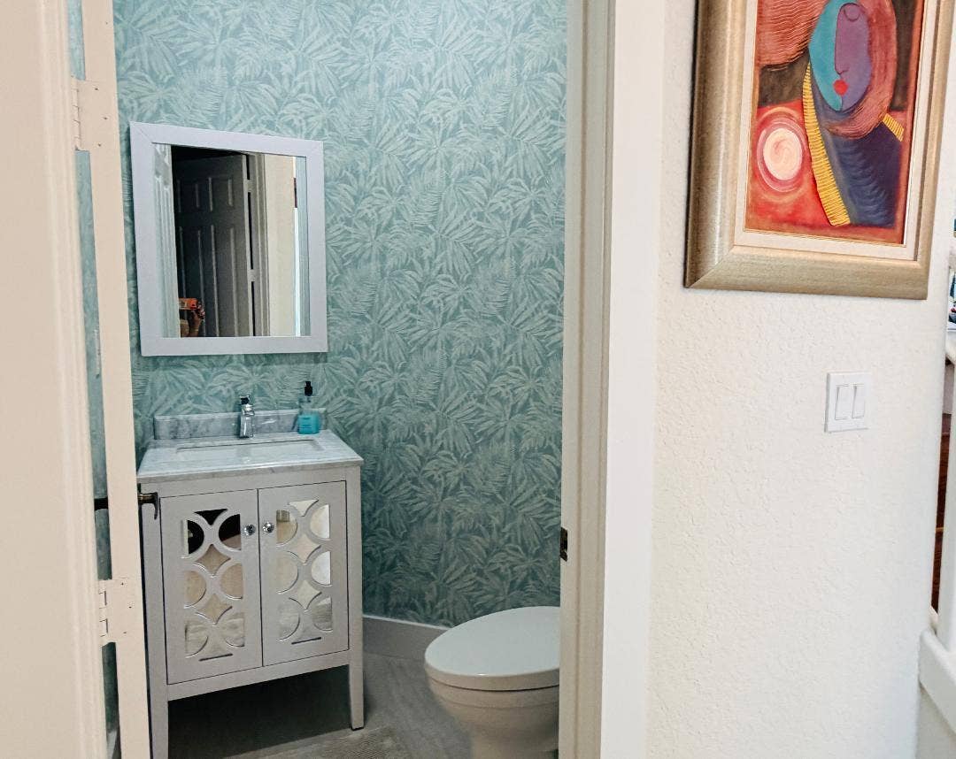 3387 NW 53rd Circle, Boca Raton, FL 33496 Powder Room
