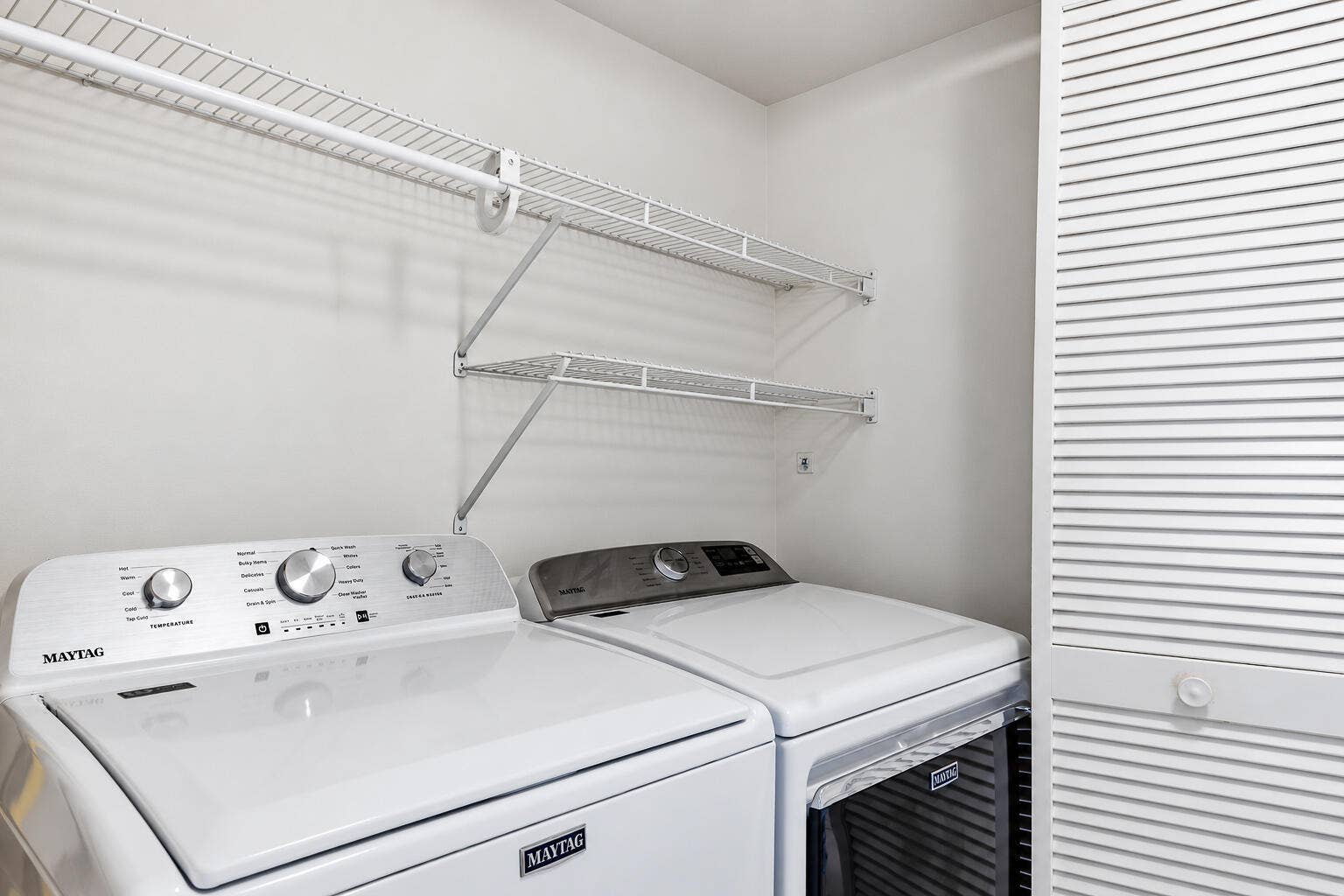 CleanMaytagLaundryNook