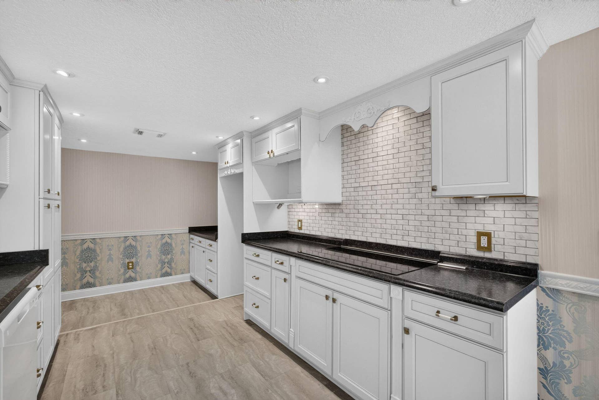 10248 Heronwood Lane, West Palm Beach, FL 33412 Guest Suite